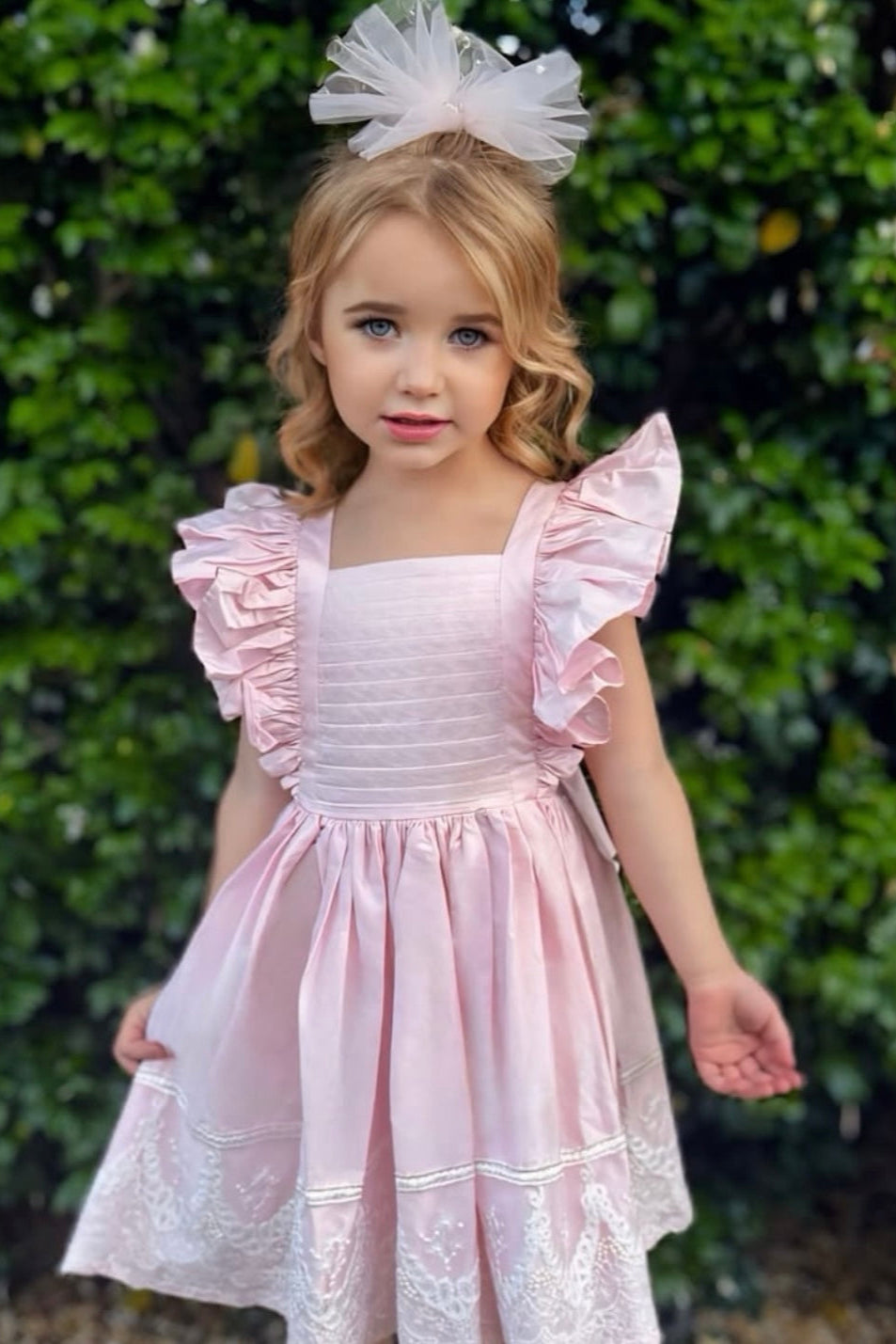 Baby Girls Alice Cotton Sateen Pinafore Dress With Lace In Pearl Pink